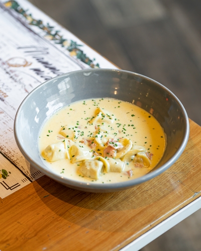 Tortelloni Panna e Prosciutto