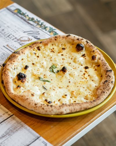 4 Formaggi Napolitana