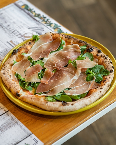 Prosciutto Rúcula Napolitana
