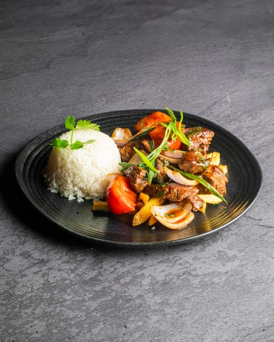 Lomo Saltado