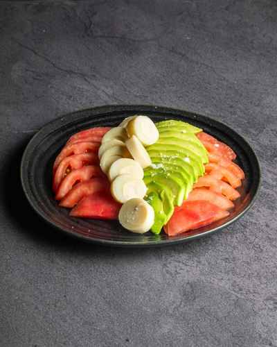 Ensalada Tomate, Palta y Palmito