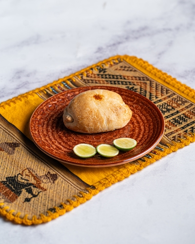 Empanada Ají de Gallina
