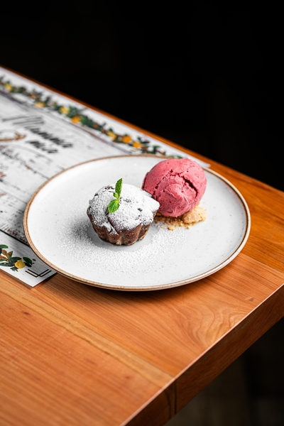 Vulcano di Cioccolato con Gelato