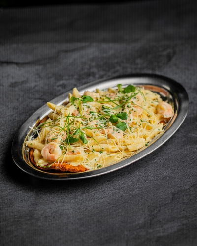 Milanesa XL Penne Regate y Camarones